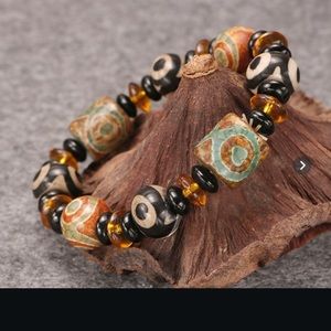 Rare Tibetan beaded unisex bracelet price firm